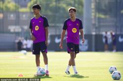 足彩NBA-巴萨新赛季首战：耐克标志为何改成了“垂直模式(shì)”？