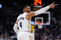 足彩-尼克斯队传闻：威斯布鲁克与球队接触自由球员市场开启前