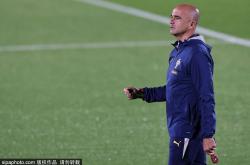 足彩网首页-安(ān)切洛蒂与阿尔特塔同(tóng)框！巴西队阿森(sēn)納(nà)基(jī)地(dì)訓(xùn)练背后的故事与戰(zhàn)术解析