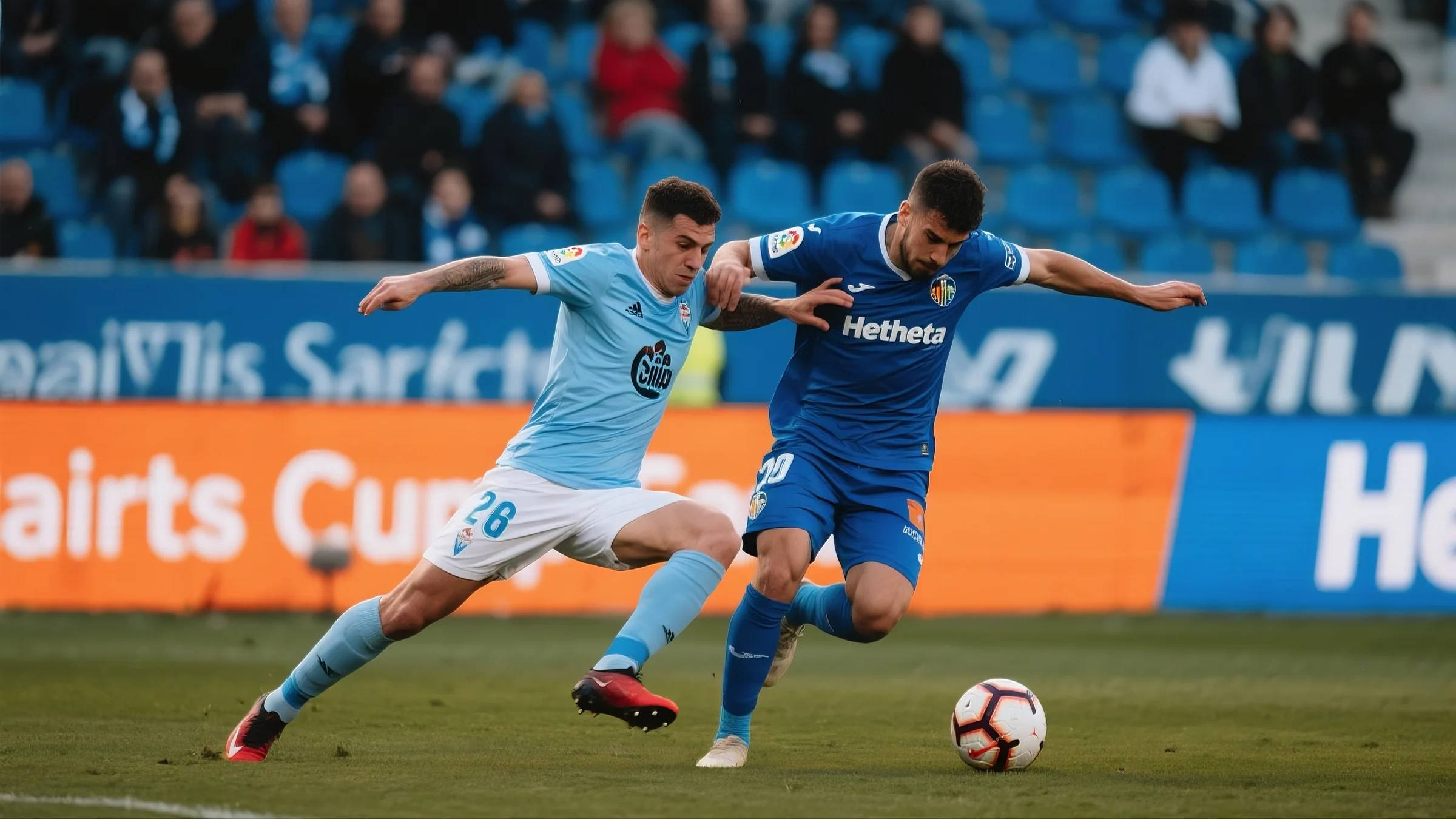 红魔 vs 枪手巅峰对决!历史交锋占优 + 新援出鞘,曼联主场能否掀翻阿森纳?