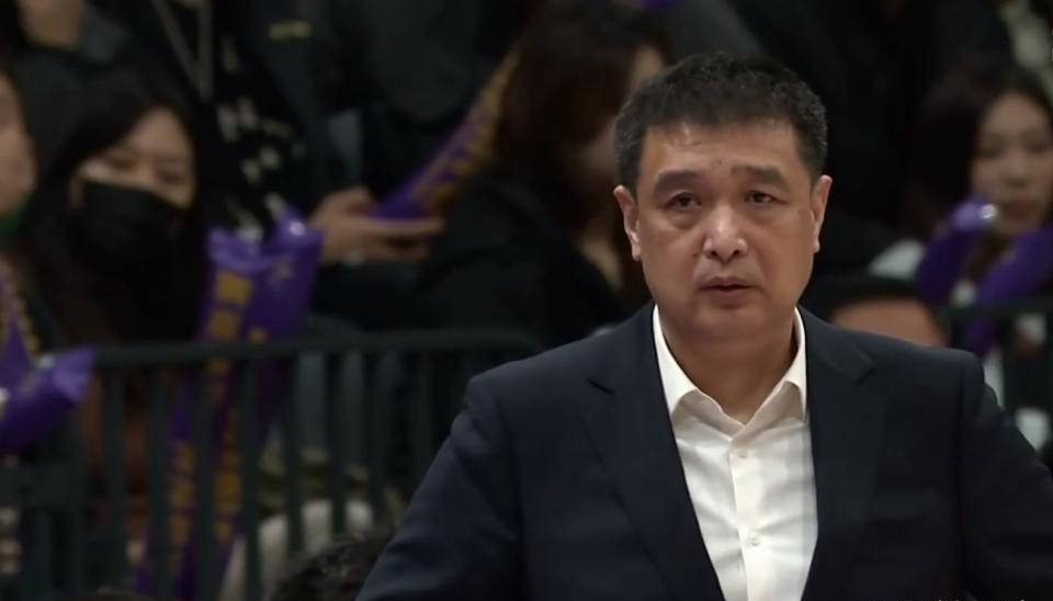 北控签下张庆鹏，目标赛季前八