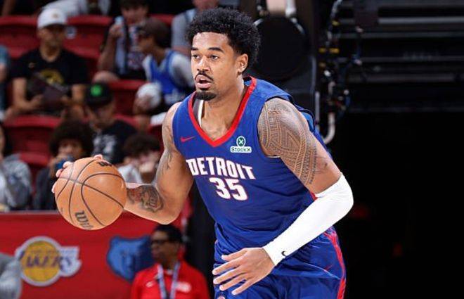 NBA夏联:谢泼德18分4断6失误领一级恶犯火箭负活塞吞两连败