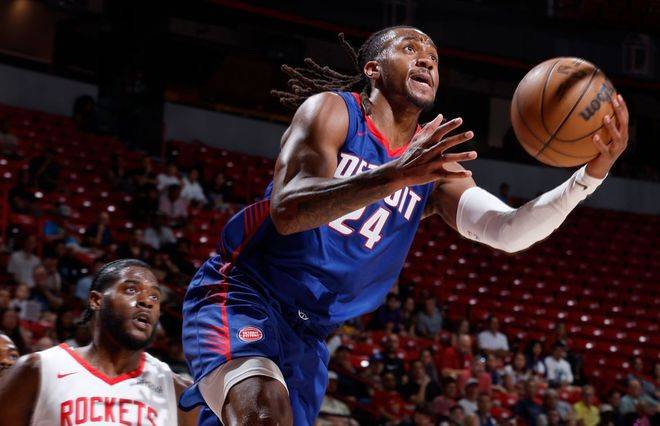 NBA夏联:谢泼德18分4断6失误领一级恶犯火箭负活塞吞两连败