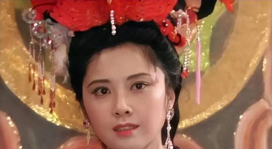 朱琳算不算顶级美女?对比赵丽颖后,答案自见分晓。