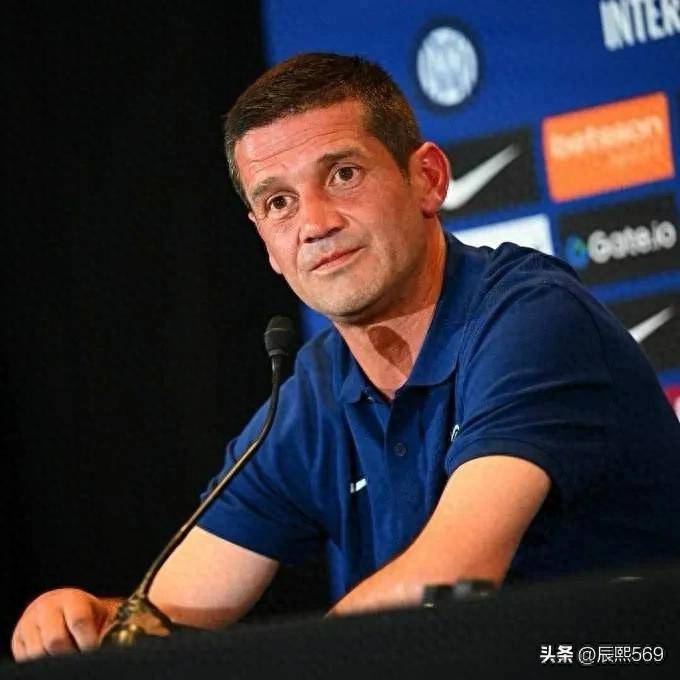 国米好消息!荷兰飞翼并非巴萨优先引援目标