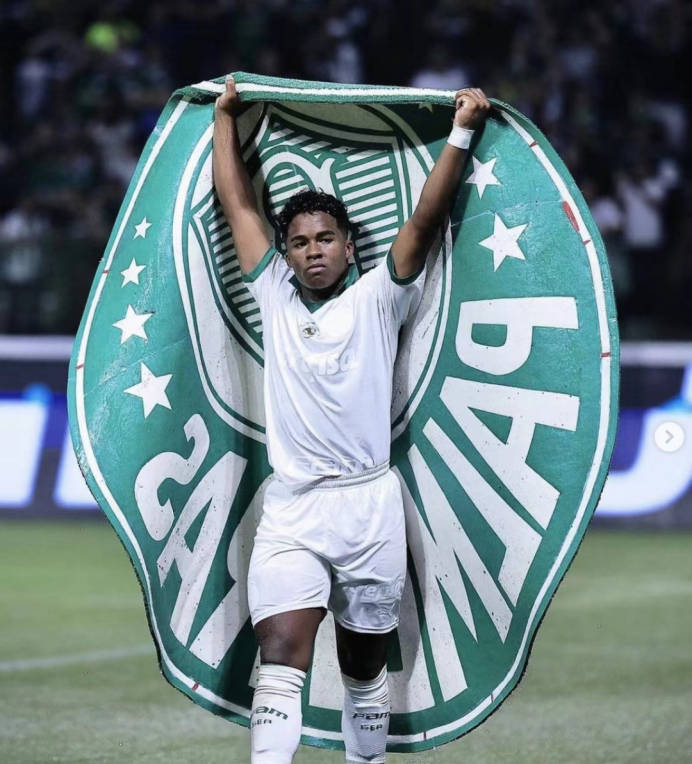 坚持还是放弃?皇马“天赋之星”拒绝租借,决心与姆巴佩小熊争夺位置