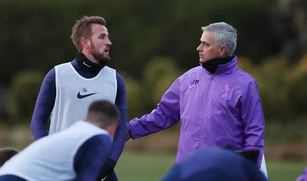 1-2!费内巴切惨遭逆转绝杀!晋级路径出炉:穆里尼奥渴望时隔5年,重返欧冠