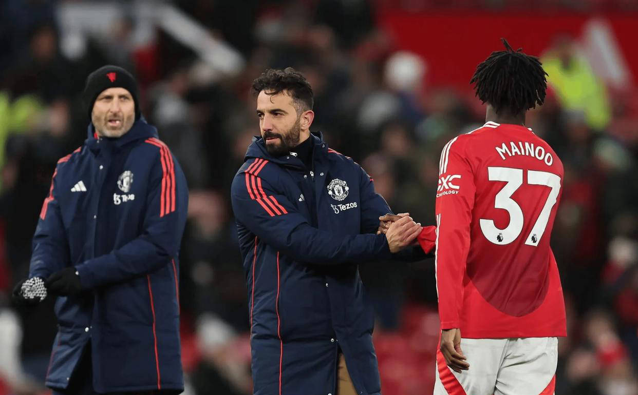 曼联青训新秀梅努困境:周薪要求过高?