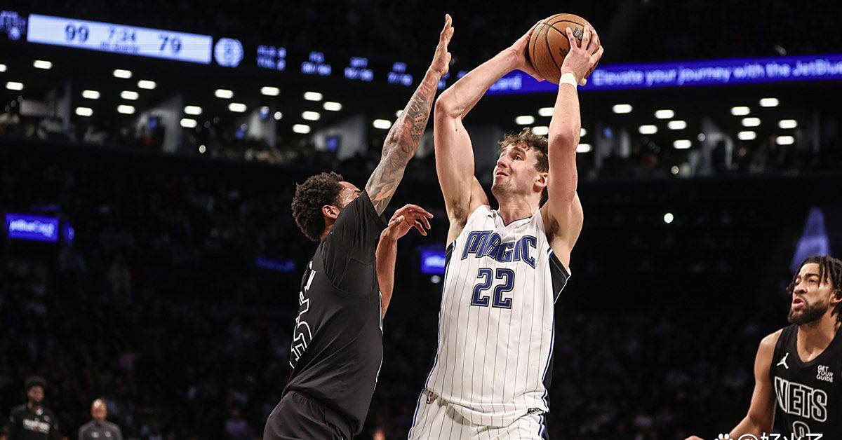 弗朗茨·瓦格纳和丹尼斯·施罗德率领德国队20年来首次晋级欧洲篮球赛决赛