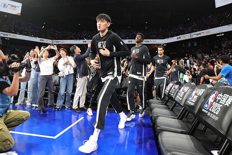 NBA中国赛|篮网险胜太阳曾凡博作壁上观