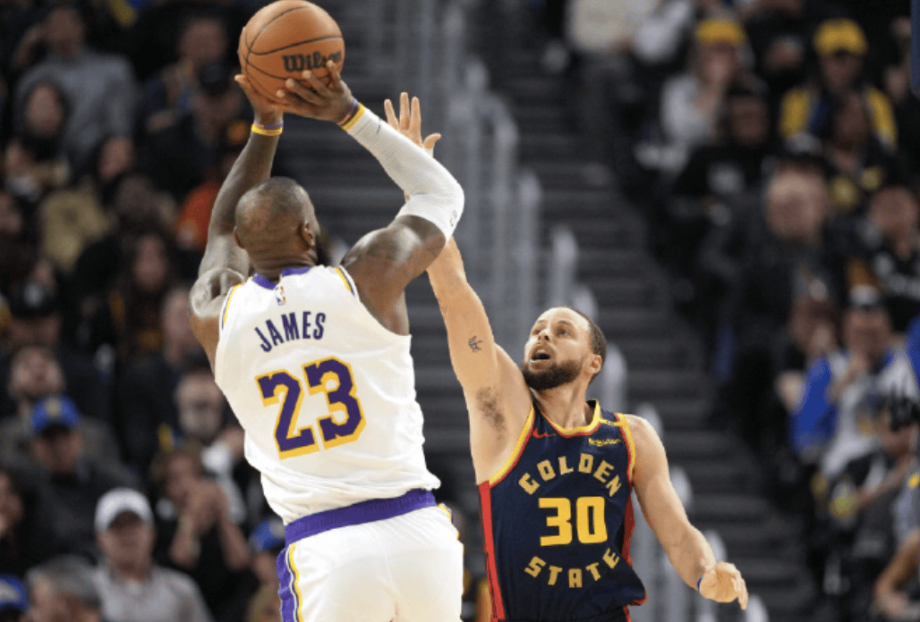 湖人第一!赛程公布后,詹姆斯苦练三分球...