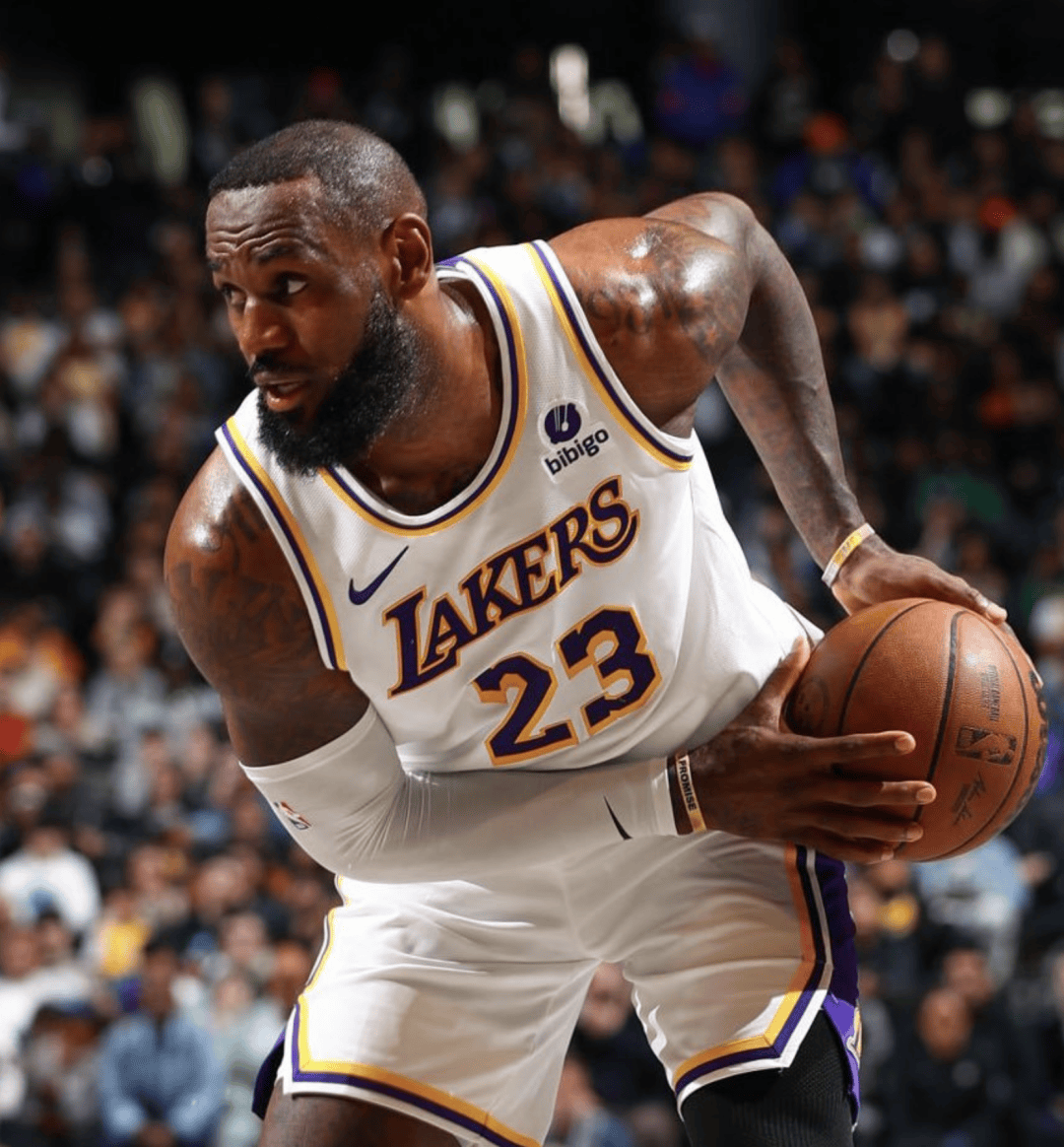 湖人第一!赛程公布后,詹姆斯苦练三分球...