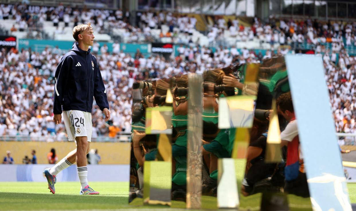 西甲豪门:马德里竞技引援力压皇马,西蒙尼笑逐颜开